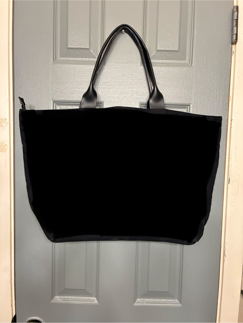Victoria's Secret Black and Silver Logo Sequin Tote - Picture 4 of 4